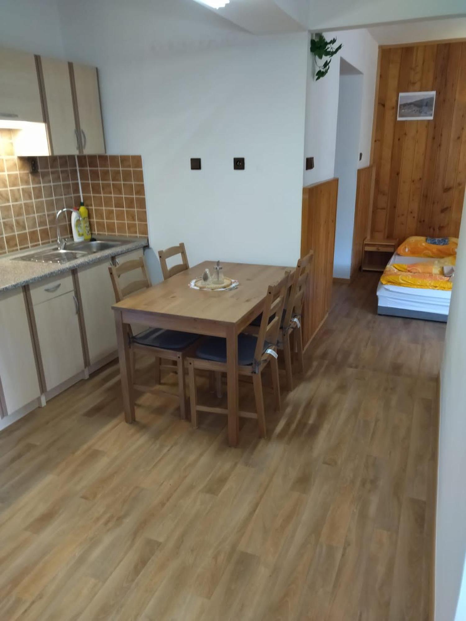 Apartman Kral 알브레흐티체 프 이제르스키흐 호라흐 외부 사진